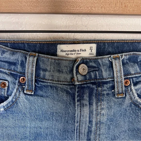 Abercrombie & Fitch High Rise 4” Short size 27 - Picture 4 of 5